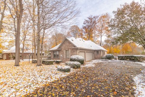 4053 S Village Row New Palestine IN 46163