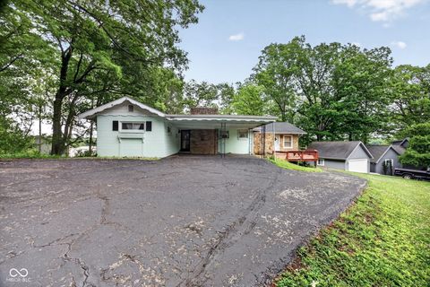 Photo of 7588 N Blue Heron Drive, Unionville, IN 47468 (MLS # 22094556)