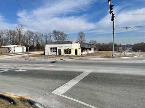 1651 E Us Highway 40 Greencastle IN 46135