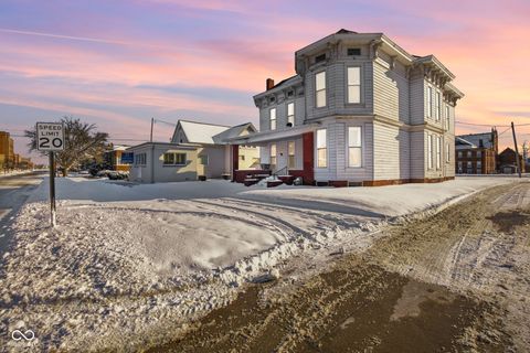 Photo of 125 W Washington Street, Shelbyville, IN 46176 (MLS # 22076785)