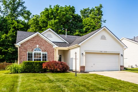 5883 Hollow Oak Carmel IN 46033