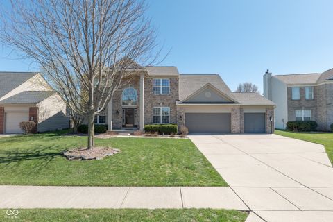 Photo of 16755 Lakeville Crossing, Westfield, IN 46074 (MLS # 22090999)