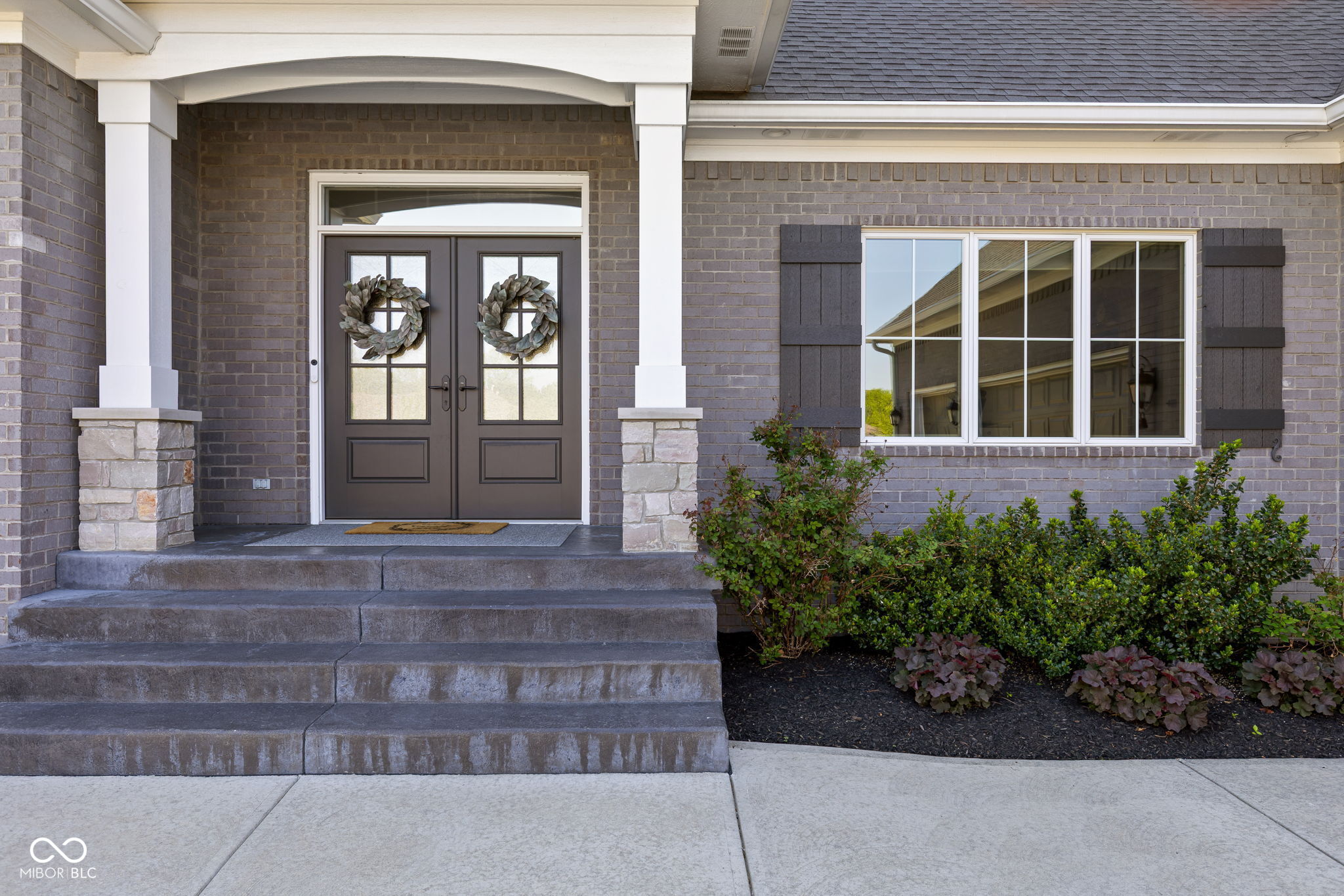 1209 Charlton Court