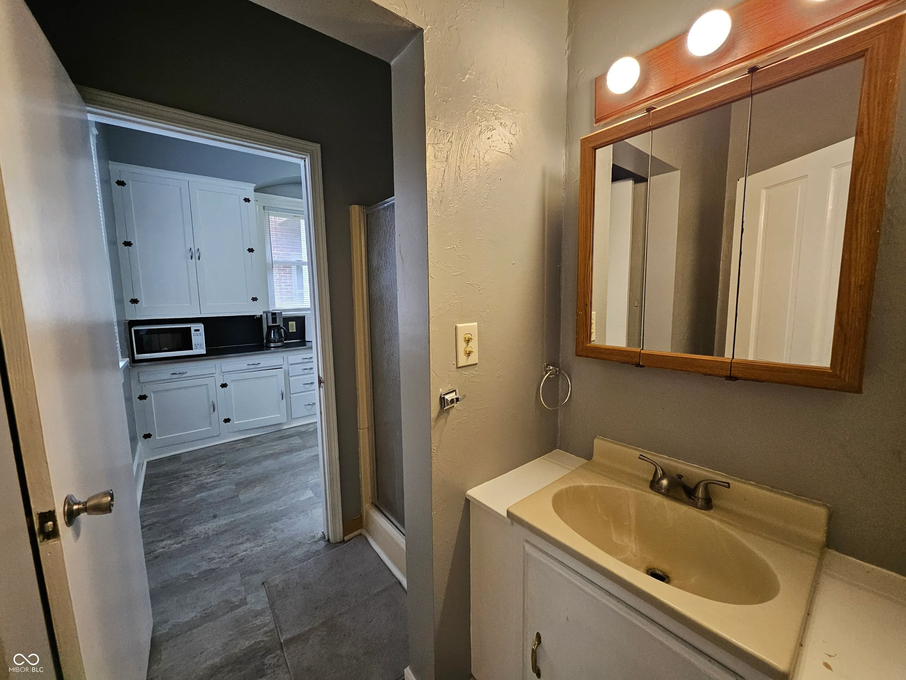 Anderson, Indiana 46016, United States, 3 Bedrooms Bedrooms, ,2 BathroomsBathrooms,Residential,Active,158966