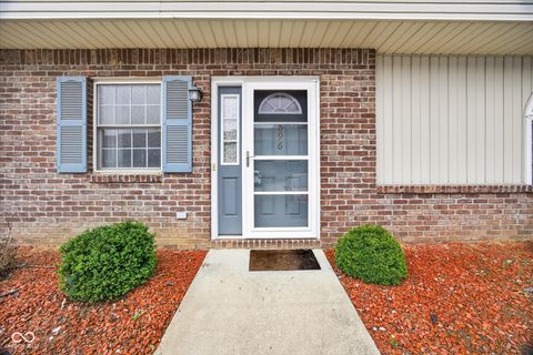 Photo of 896 E Sherwood Hills Drive, Bloomington, IN 47401 (MLS # 22091854)