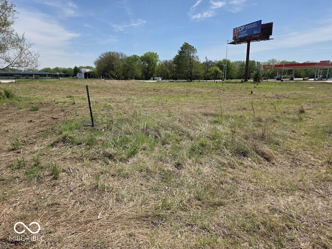 1007 N Riley Highway