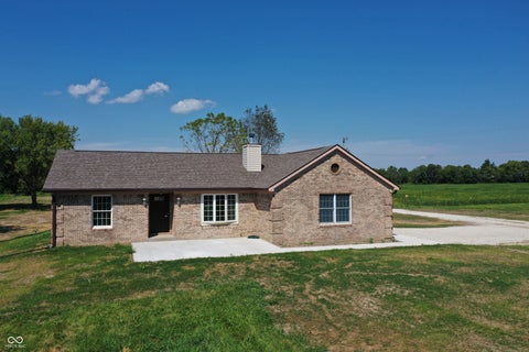 Photo of 3114 E County Road 350 S, Frankfort, IN 46041 (MLS # 22124112)