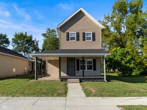 Photo of 1912 E Highland Avenue, Muncie, IN 47303 (MLS # 22126106)