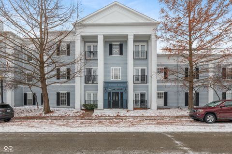 2121 Grenville Street 2D Carmel IN 46032