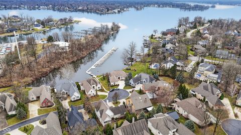 Photo of 12036 Sail Place Drive, Indianapolis, IN 46256 (MLS # 22089949)