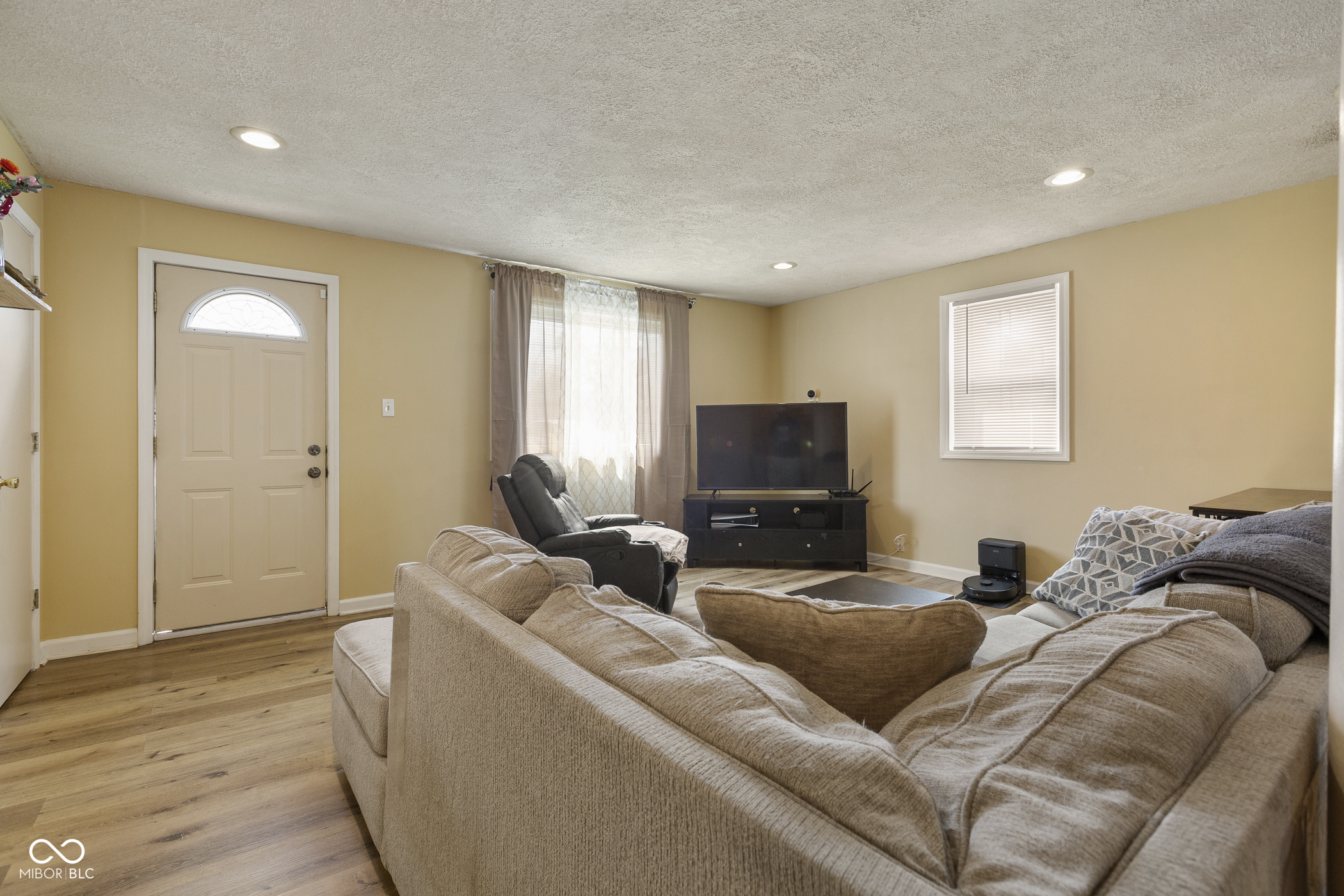 2408 Jollissaint Avenue