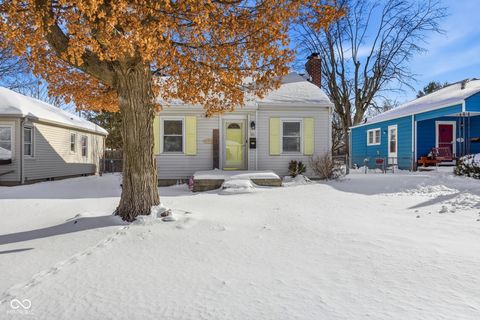 Photo of 35 N Elizabeth Street, Indianapolis, IN 46219 (MLS # 22081977)