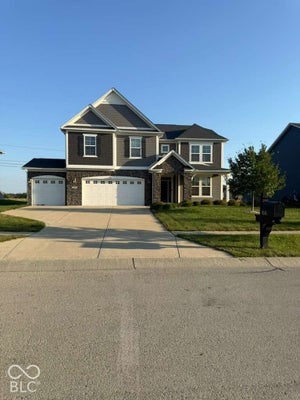 8241 CARNEGIE LN, ZIONSVILLE, IN 46077 - Image 05219cf8a9fb42cd3cac07c8a135485e/361432264