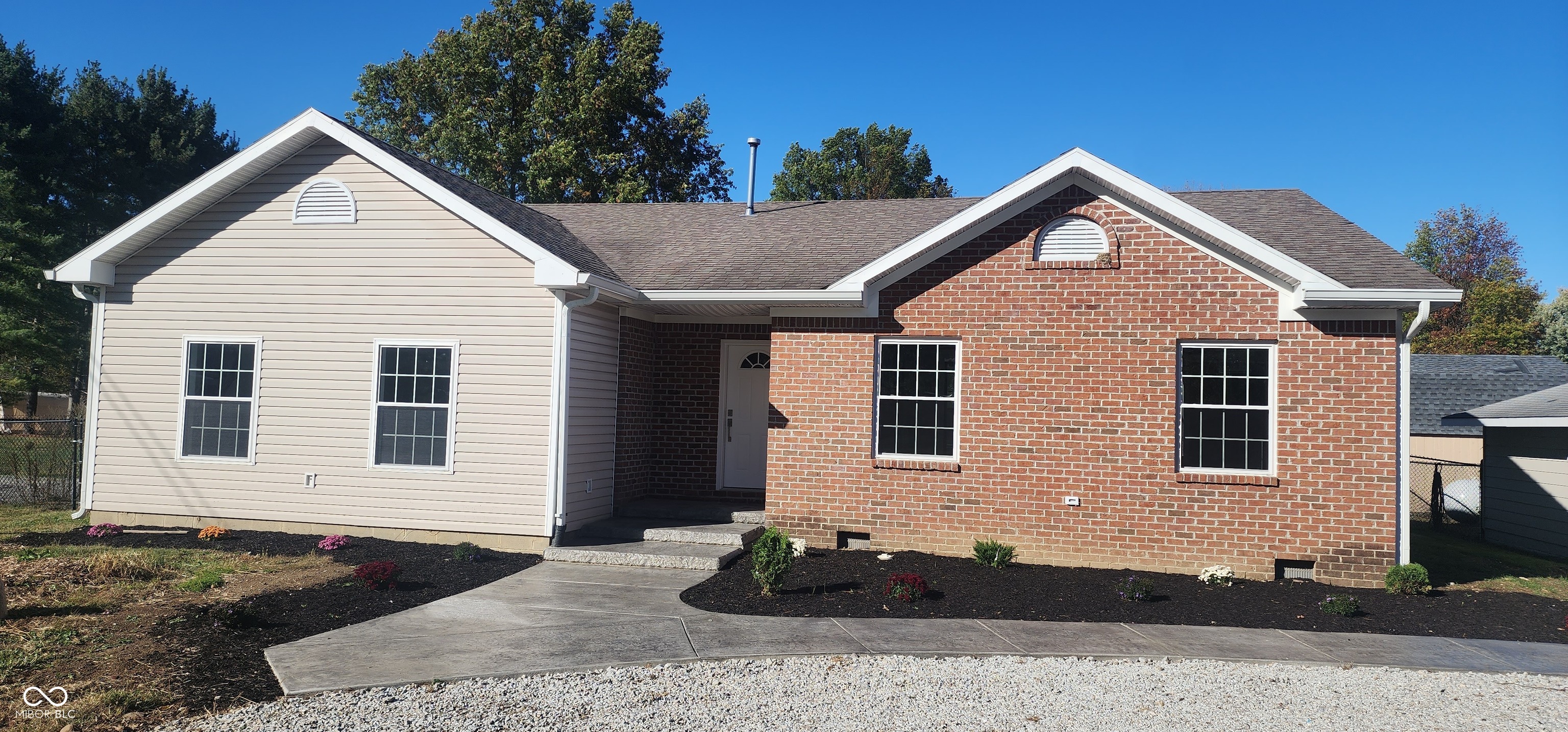 8874 W Old Fort Road