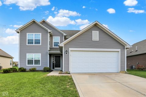 Photo of 2249 Silver Spoon Drive, Greenfield, IN 46140 (MLS # 22070899)