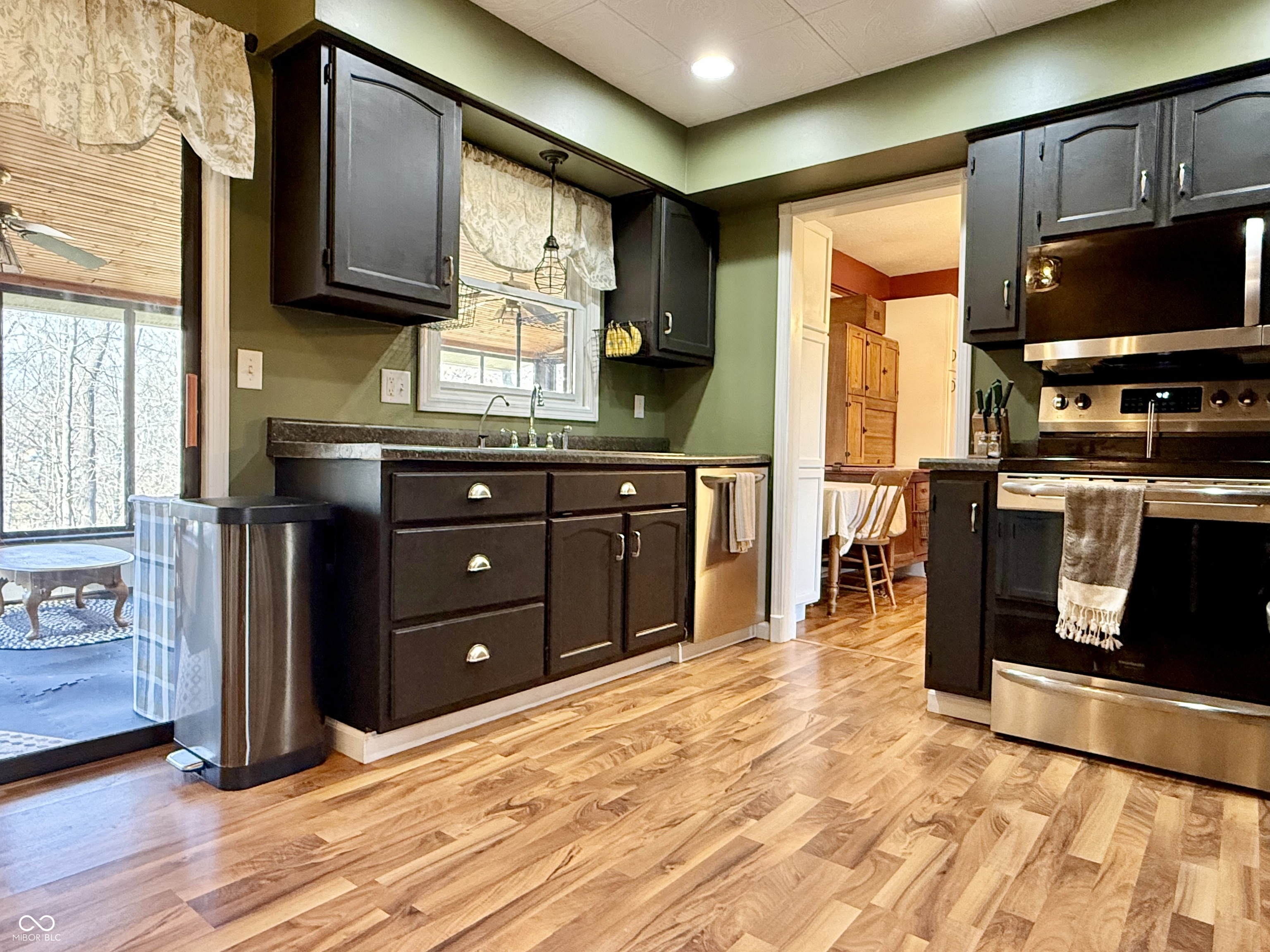 442 W Edgewood Drive