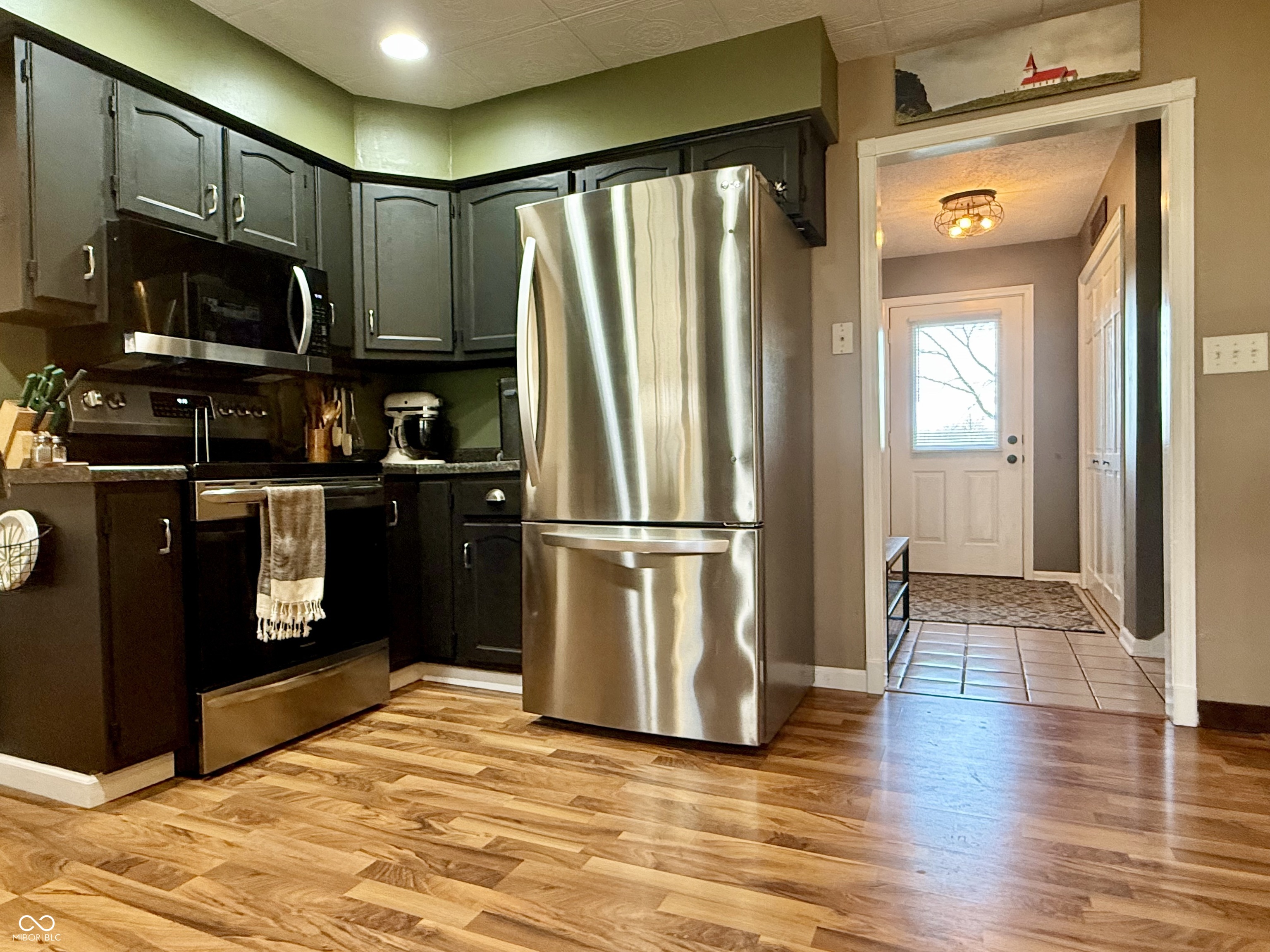 442 W Edgewood Drive