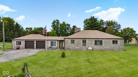 Photo of 7010 E State Road 28, Elwood, IN 46036 (MLS # 22105612)