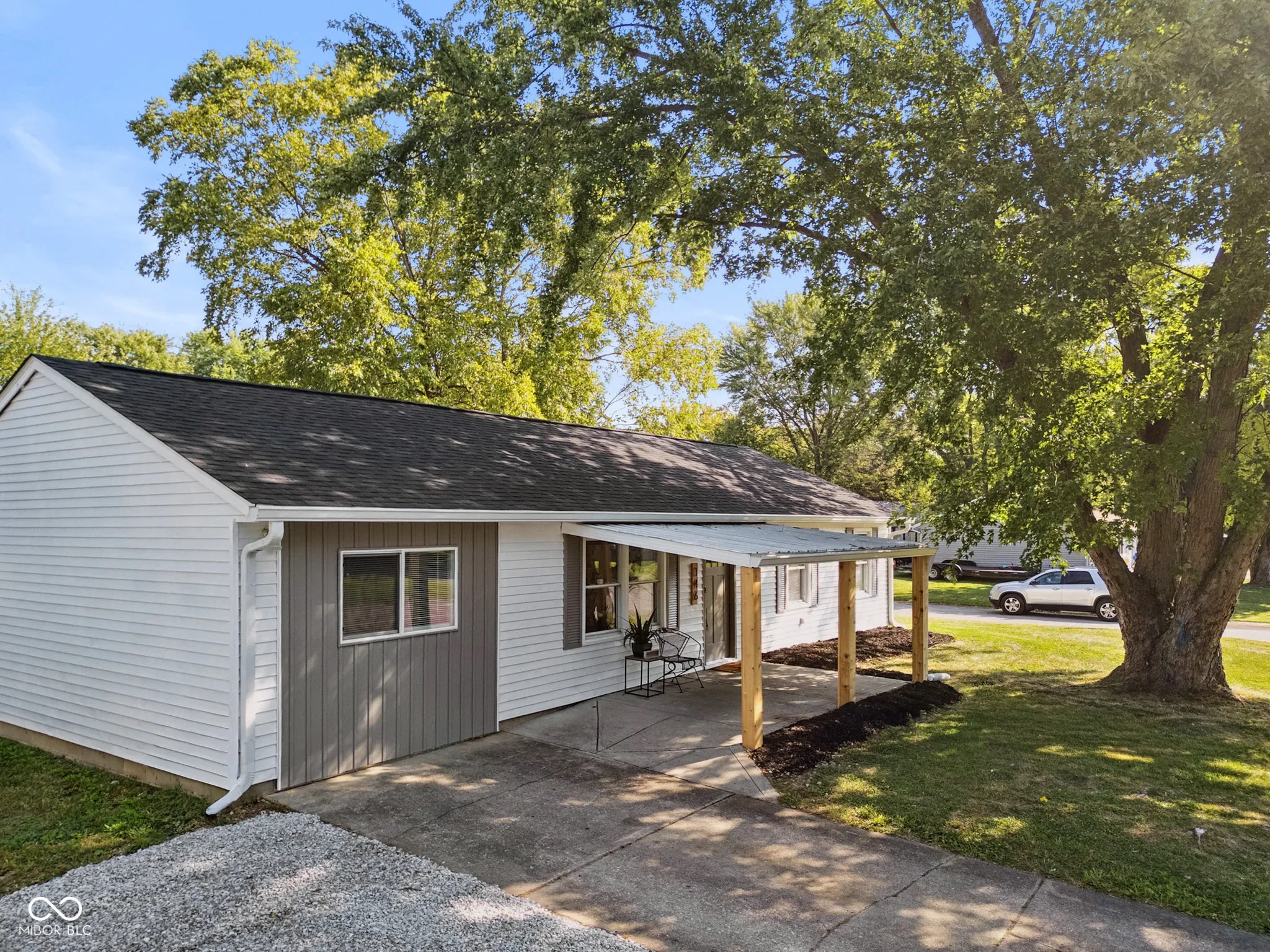 Hope, Indiana 47246, United States, 4 Bedrooms Bedrooms, ,1 BathroomBathrooms,Residential,Active,209014