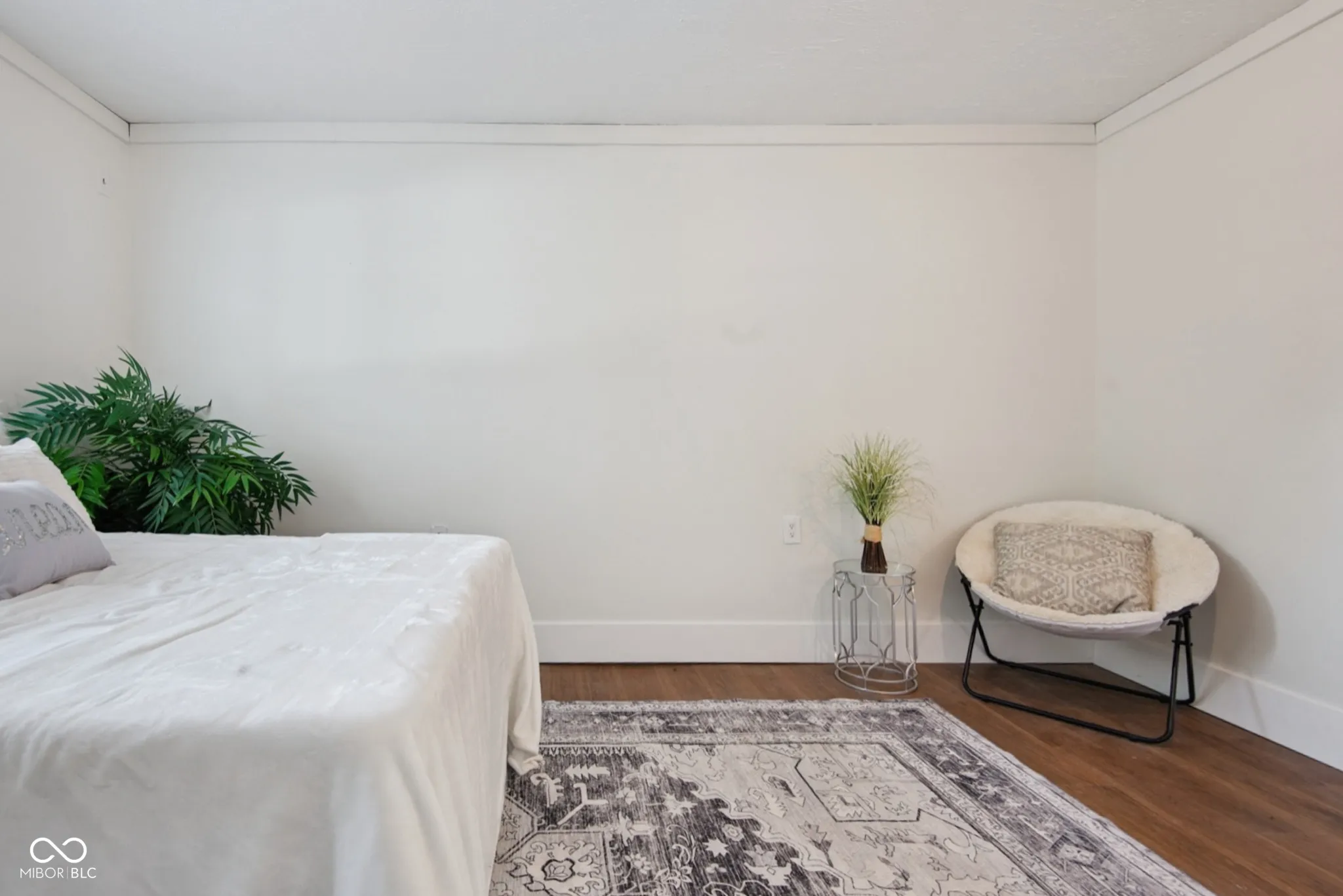 Hope, Indiana 47246, United States, 4 Bedrooms Bedrooms, ,1 BathroomBathrooms,Residential,Active,209014