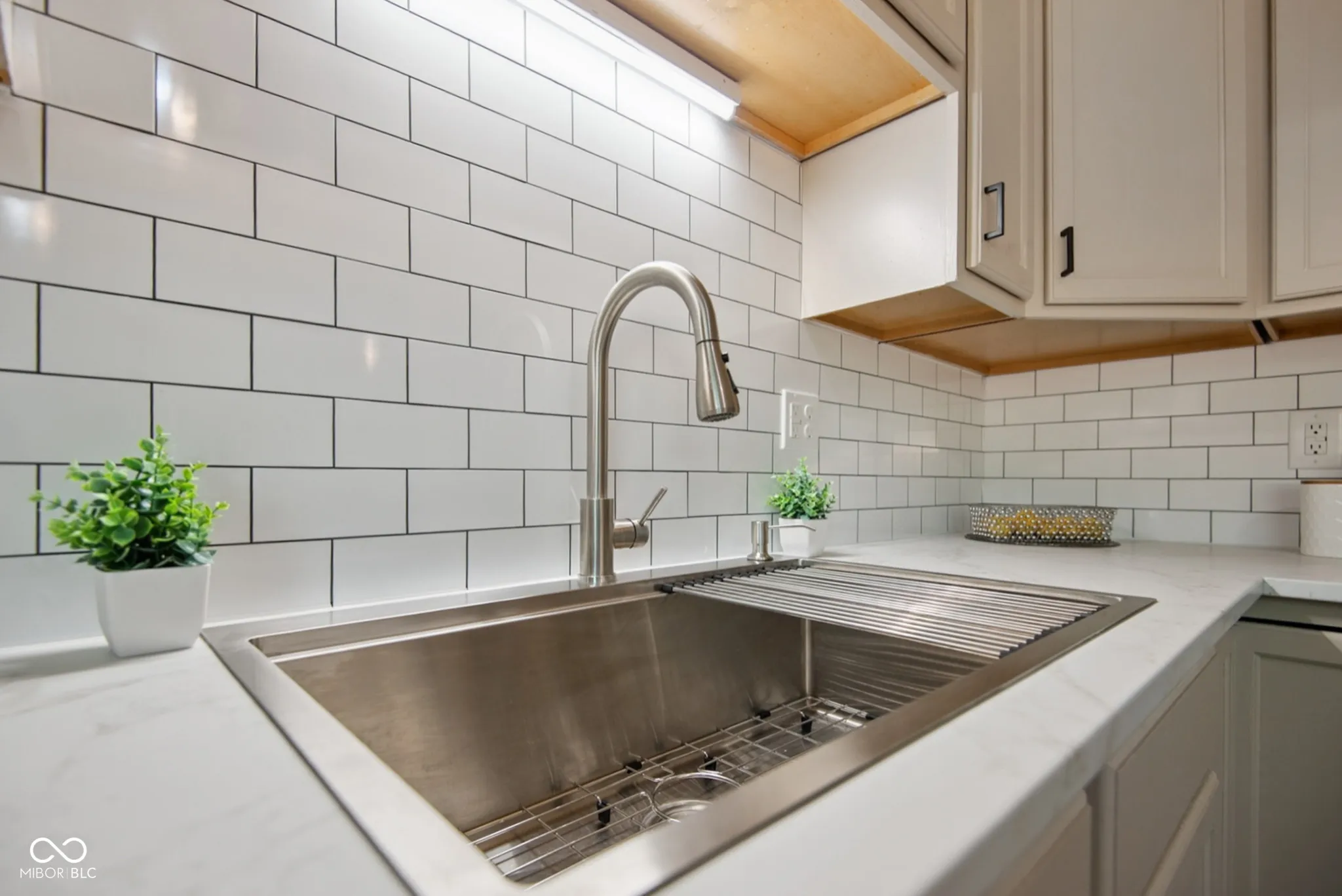 Hope, Indiana 47246, United States, 4 Bedrooms Bedrooms, ,1 BathroomBathrooms,Residential,Active,209014