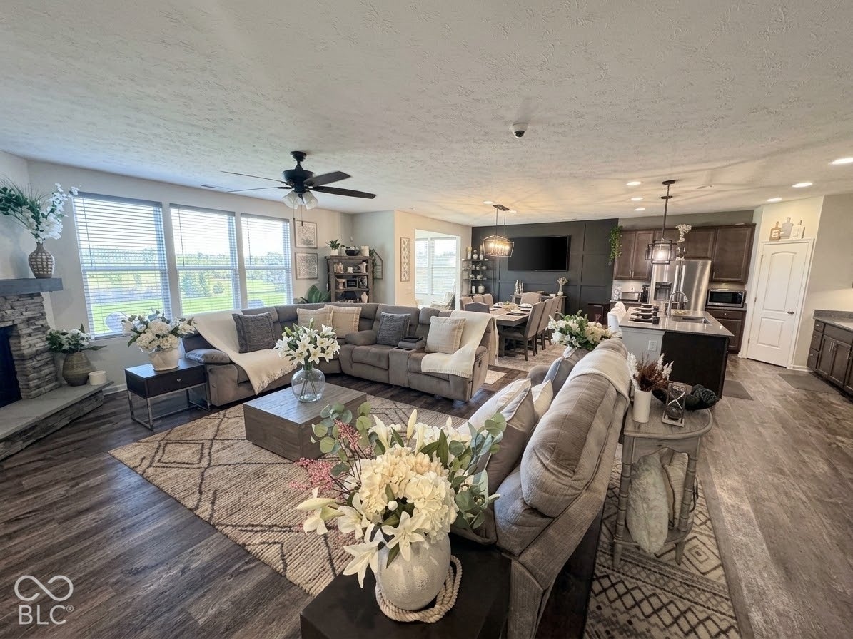 6032 Flagler Lane