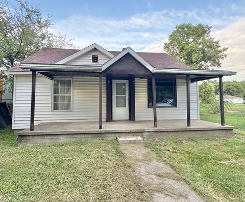 Photo of 2012 S 19th Street, New Castle, IN 47362 (MLS # 22056719)