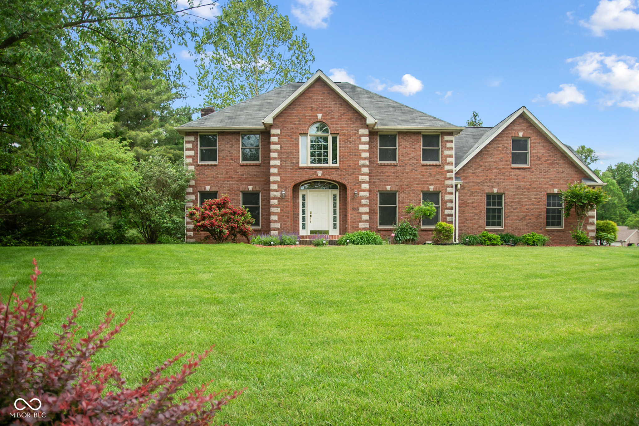 5313 Redbird Drive