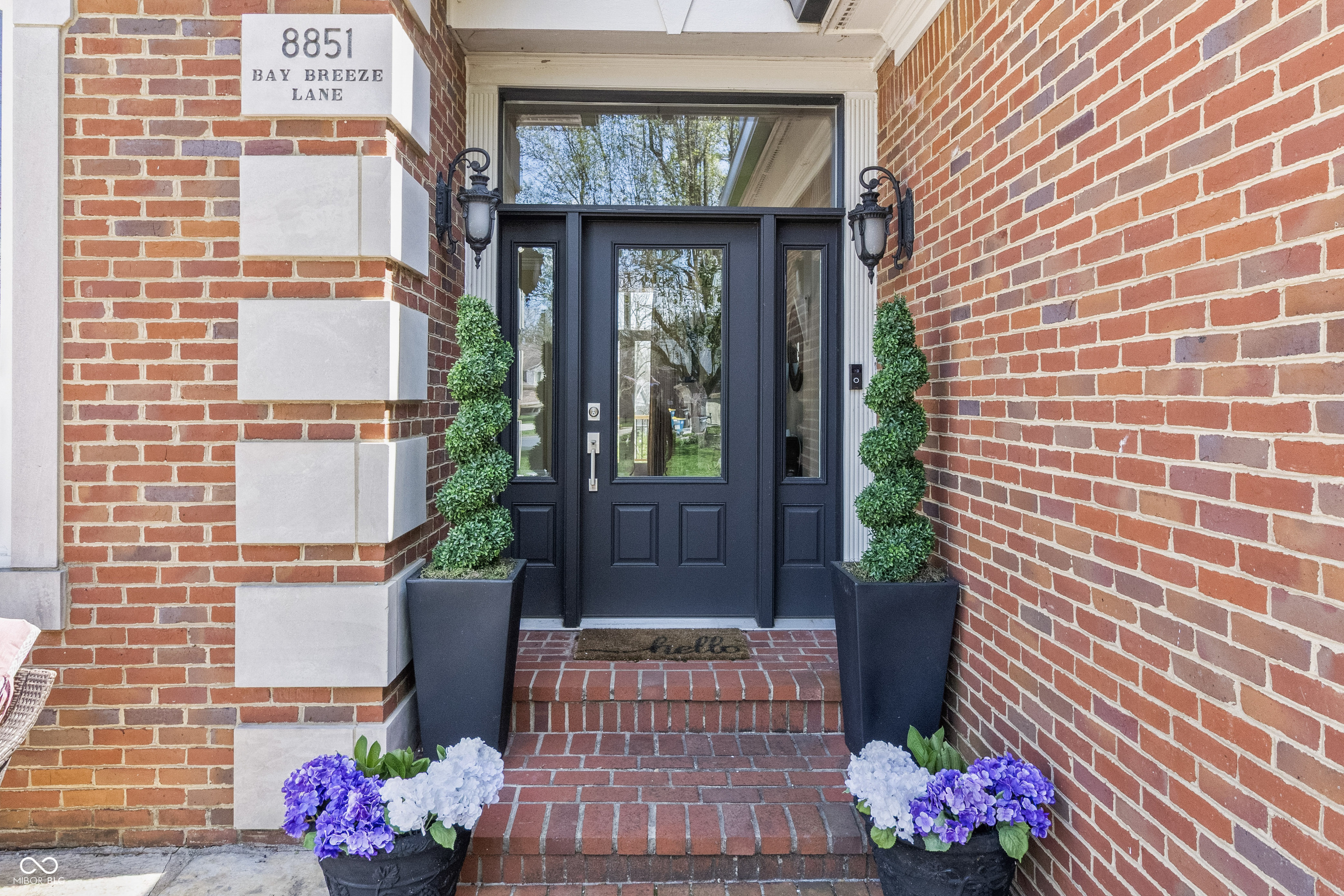 8851 Bay Breeze Lane