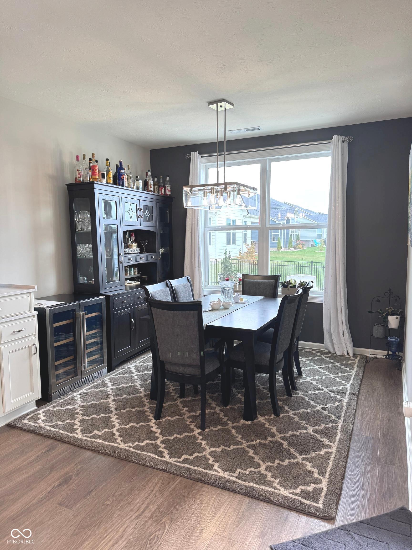 3463 Sunnyvale Drive