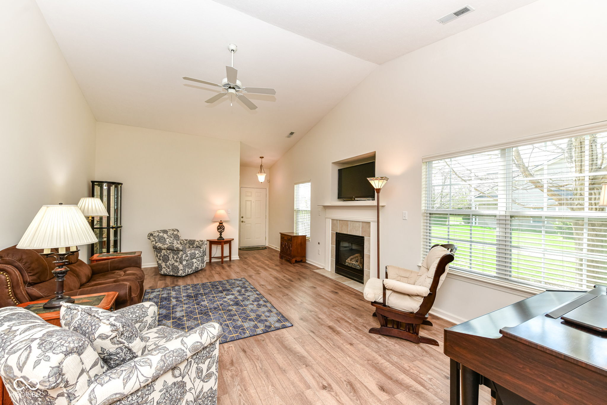 15885 Chapel Park Drive W