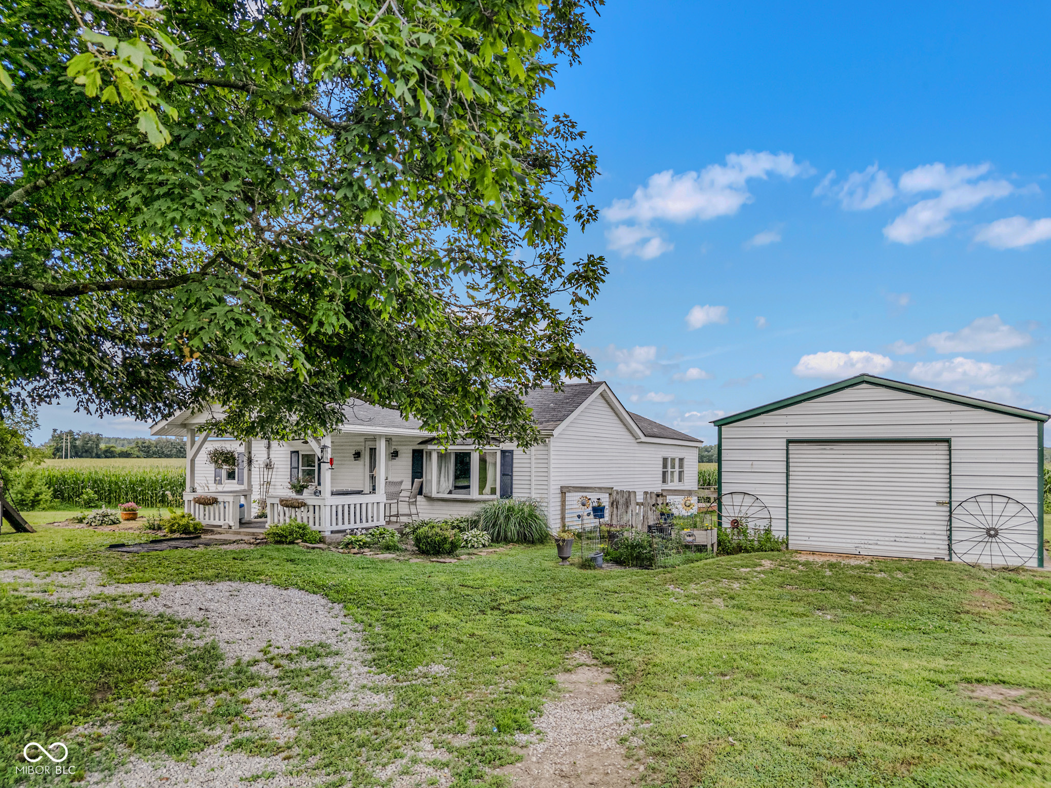 5653 S Jonesville
