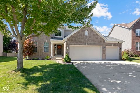 Photo of 7806 Sea Eagle Circle, Zionsville, IN 46077 (MLS # 22065484)