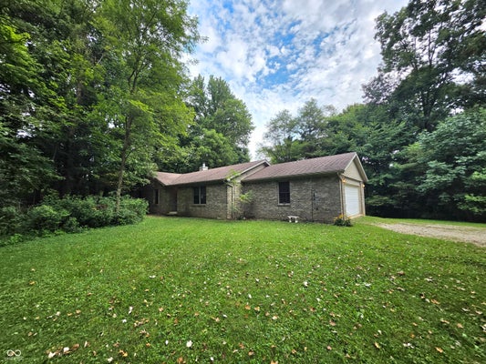 1281 NE KIOWA CV, GREENSBURG, IN 47240 - Image 066e0b2fb20ad4ab5587a510a2aedb00/25597947