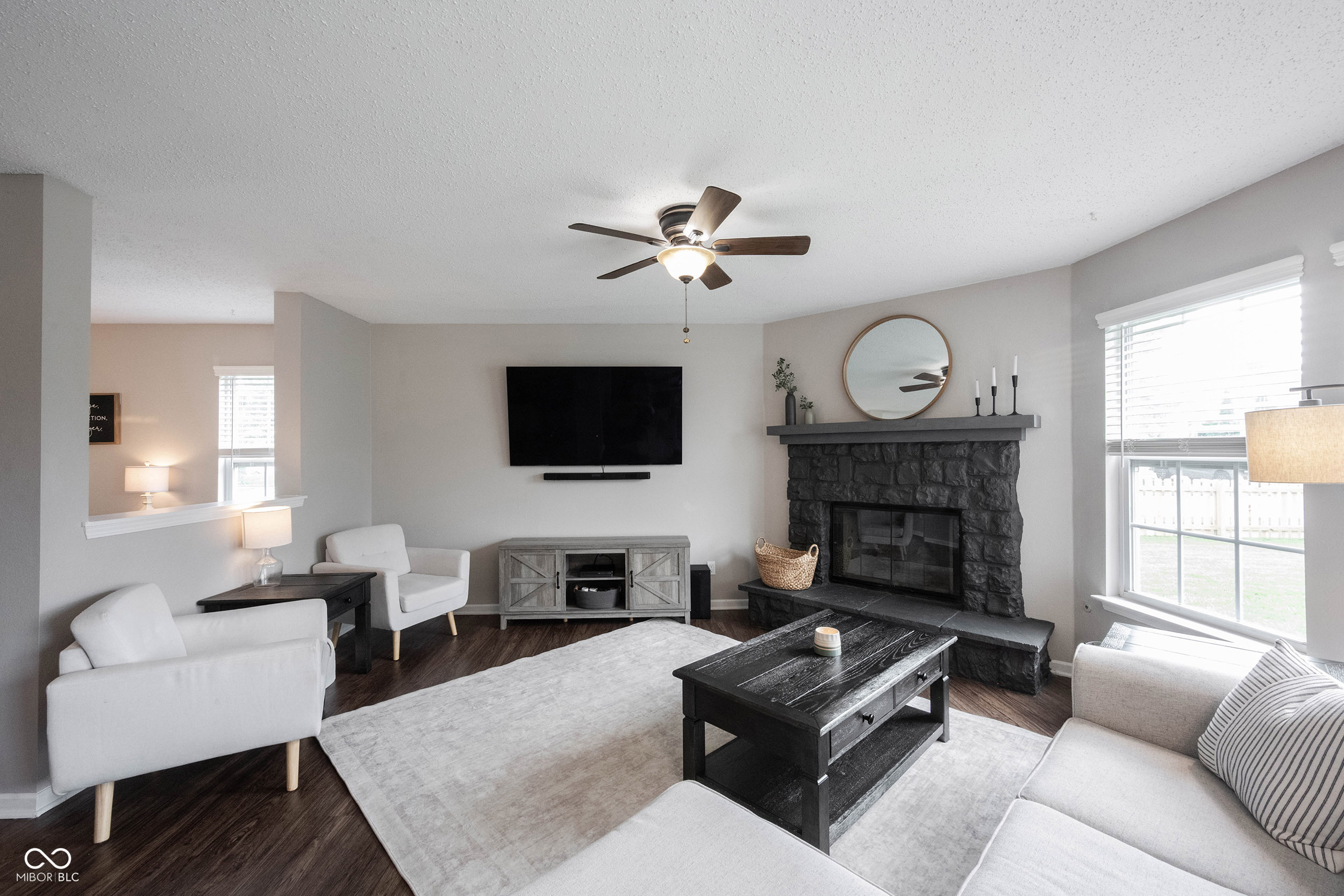 8419 S Shady Trail Drive