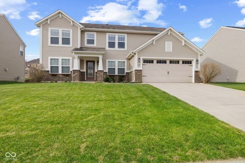 Photo of 5307 Misthaven Lane, Greenwood, IN 46143 (MLS # 22085313)