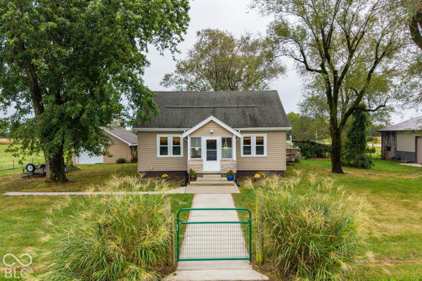 7303 E 400 S, COLUMBUS, IN 47203 - Image 06c8dce5a703611f6a4fa8cabb329fee/3867603725