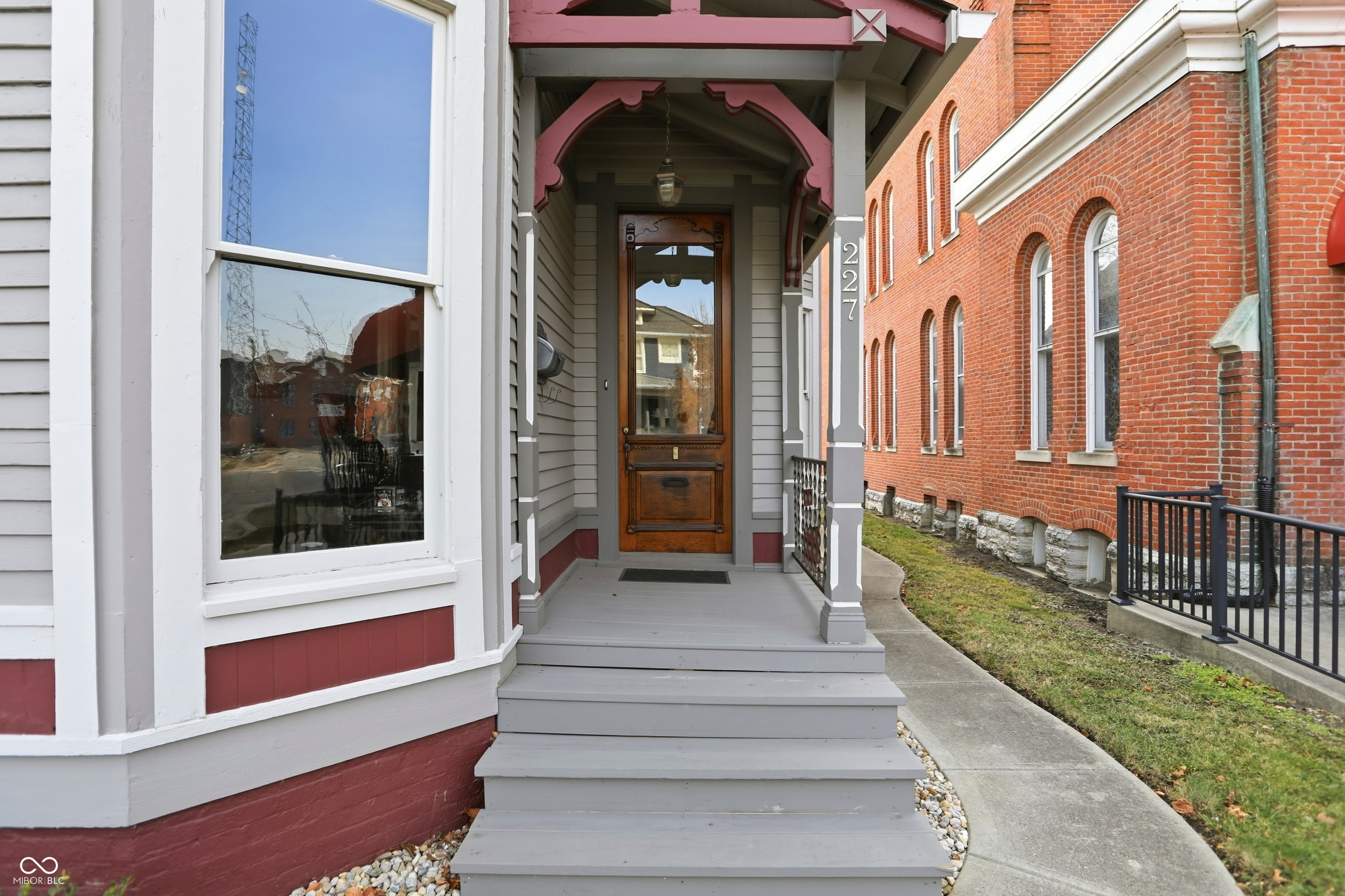 227 E Jefferson Street