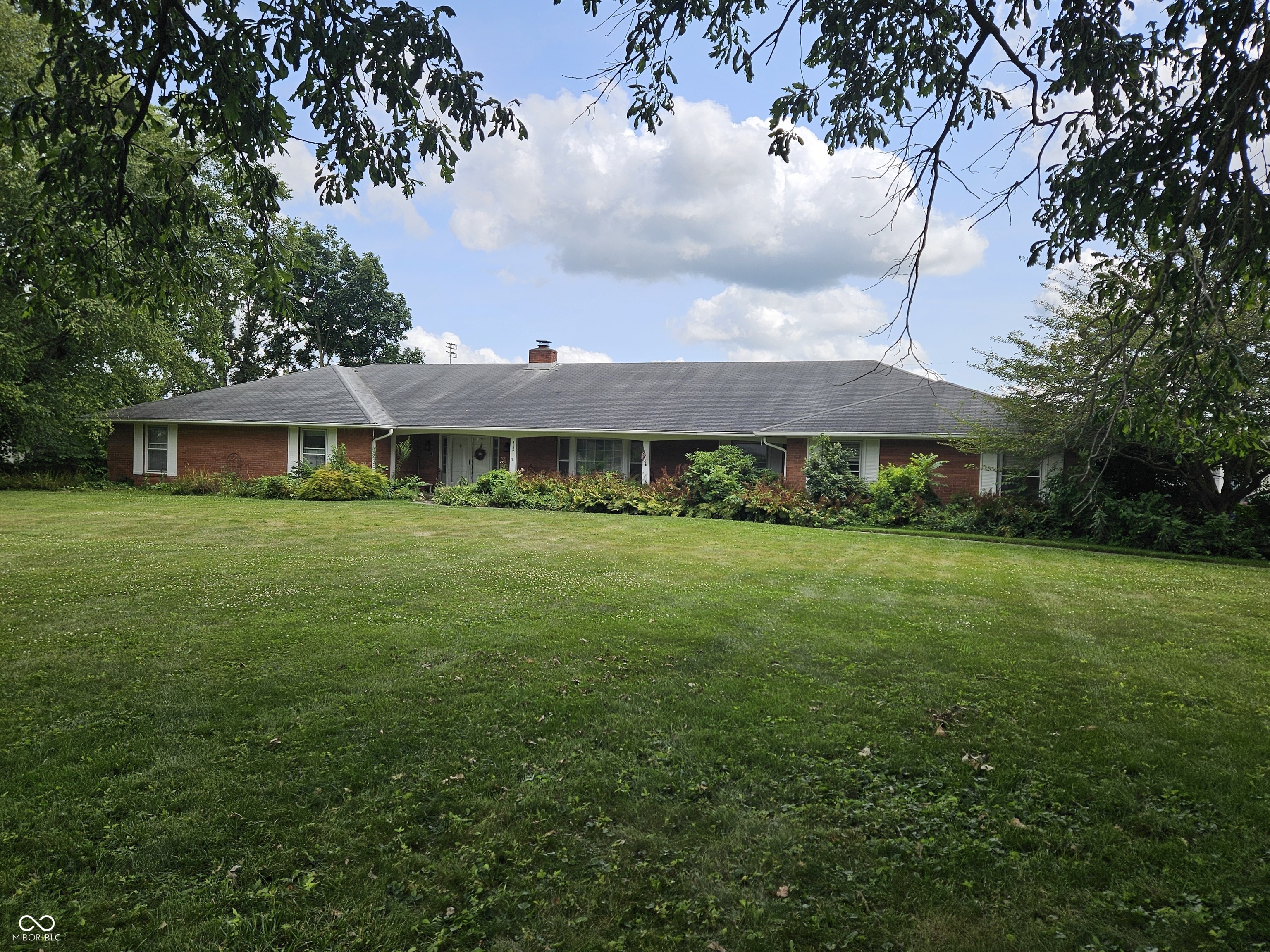 3135 South Drive