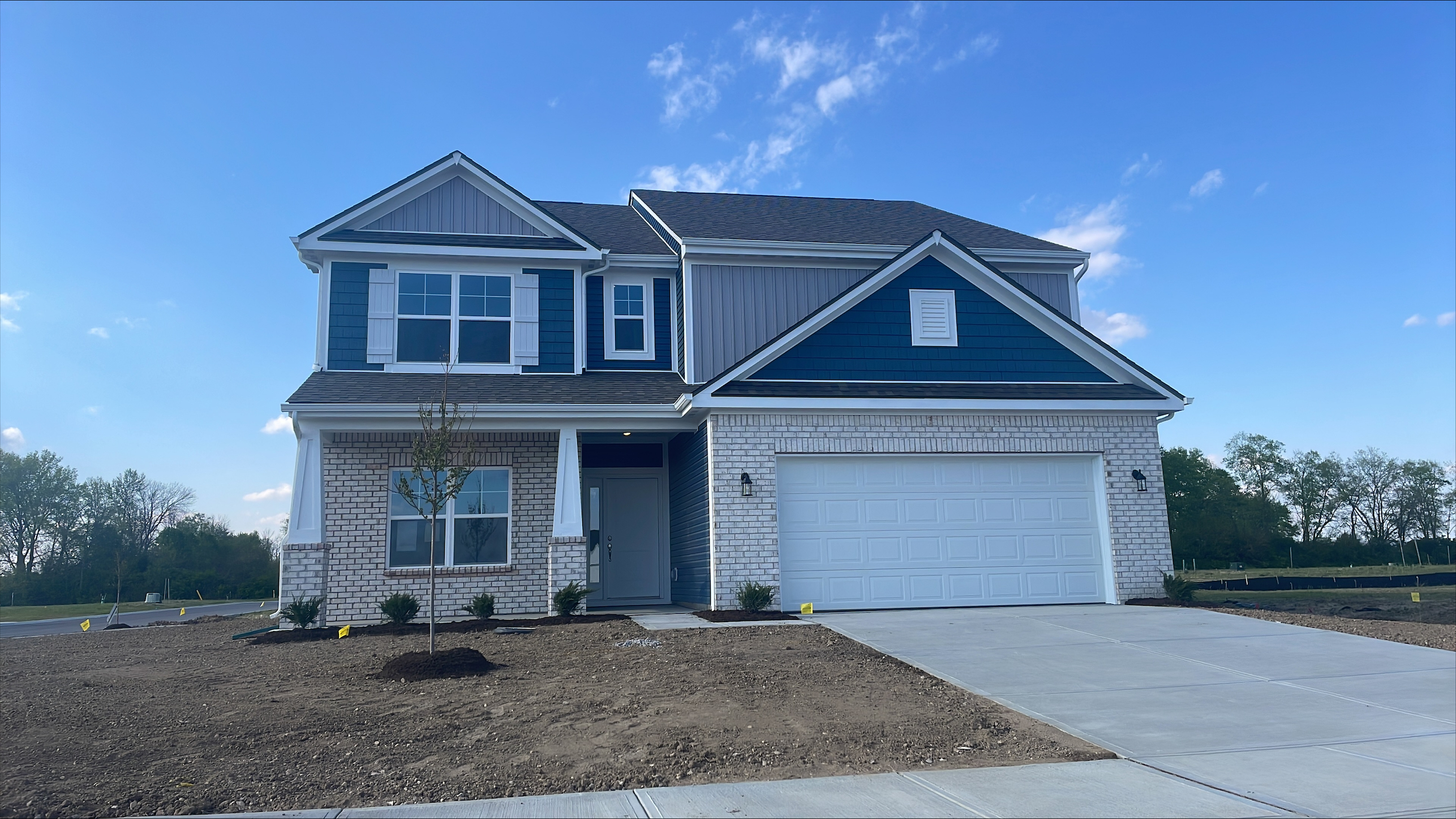 Photo 1 of 8 — 2194 Kenwood Lane, Columbus, IN 47201