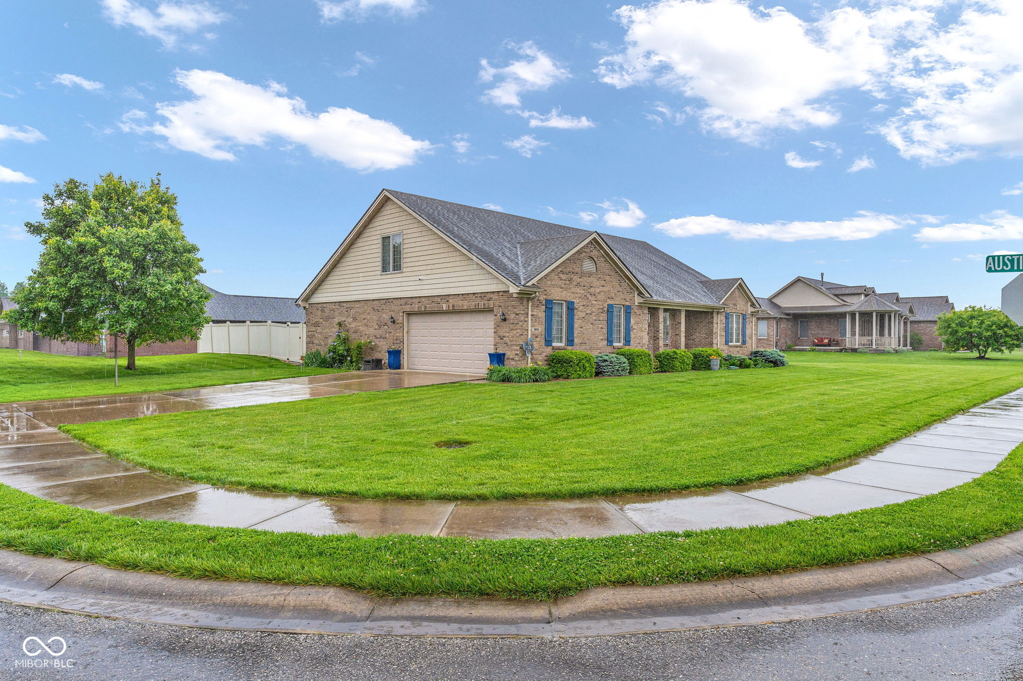 5243 Chloe Lane