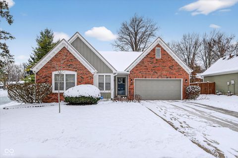 Photo of 7572 Pinesprings East Drive, Indianapolis, IN 46256 (MLS # 22075914)