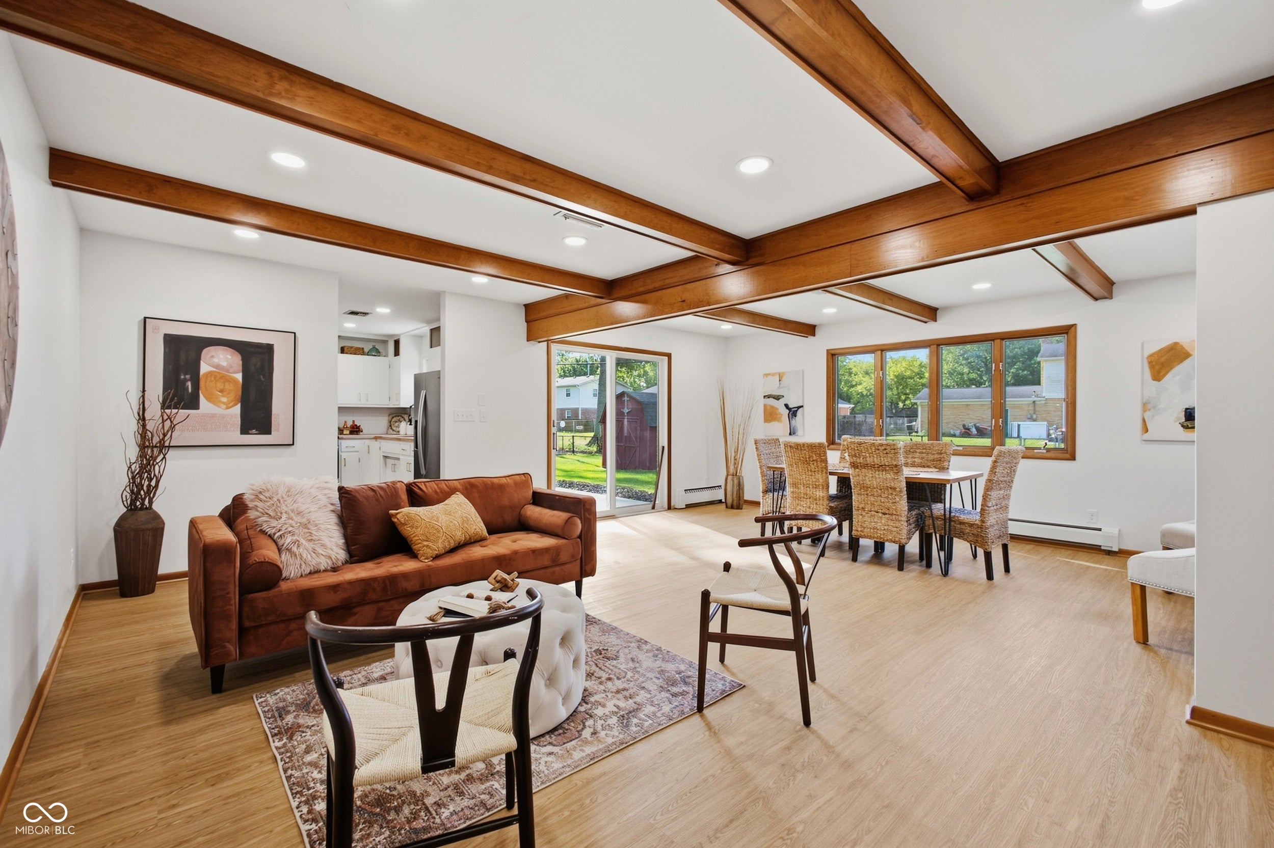 6923 Camelot Court