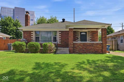 Photo of 1531 N Downey Avenue, Indianapolis, IN 46219 (MLS # 22118137)