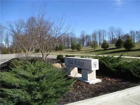 Lot 17 Oak Ridge Place Columbus IN 47201