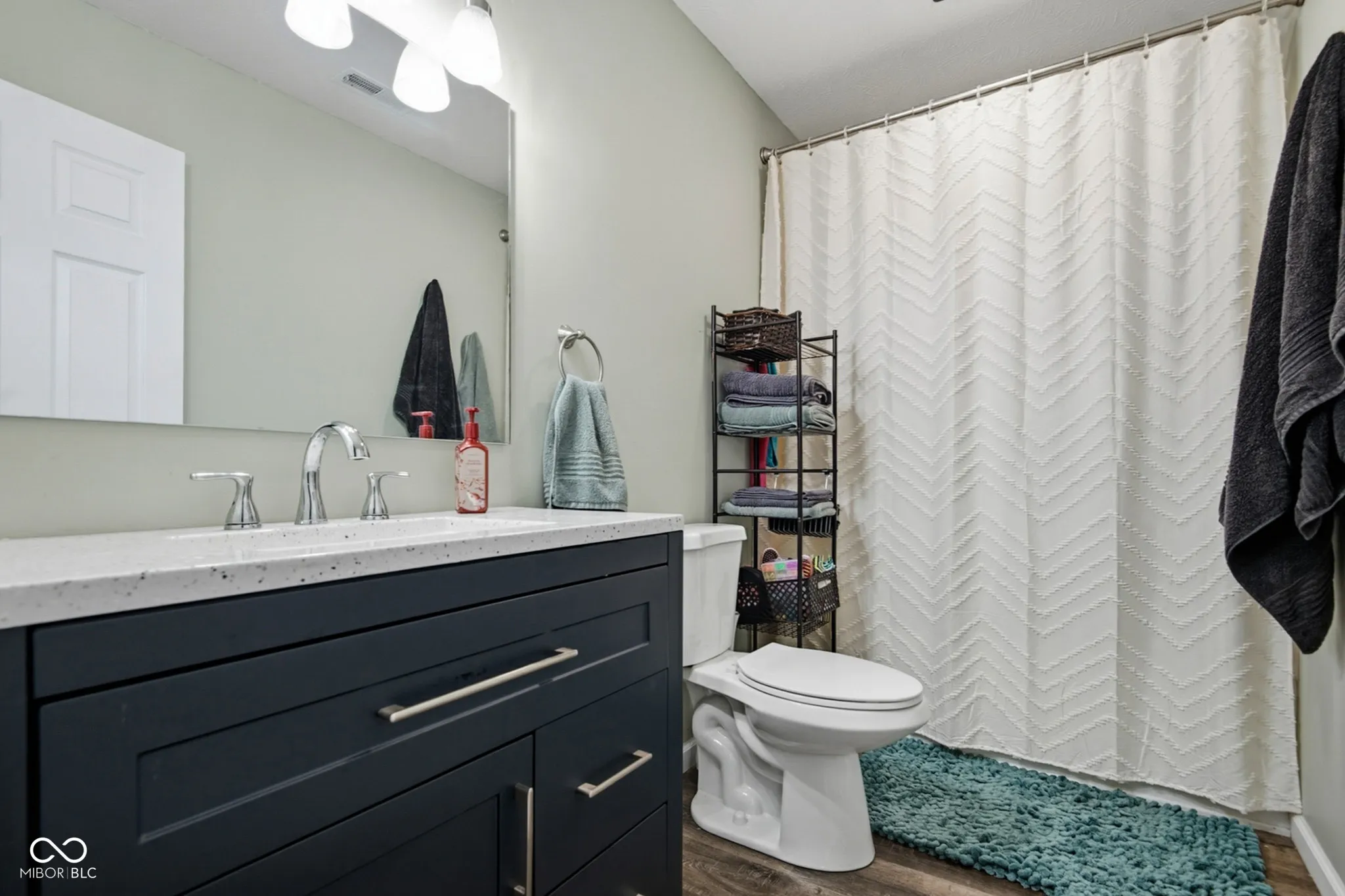 Columbus, Indiana 47201, United States, 3 Bedrooms Bedrooms, ,1 BathroomBathrooms,Residential,Active,249826