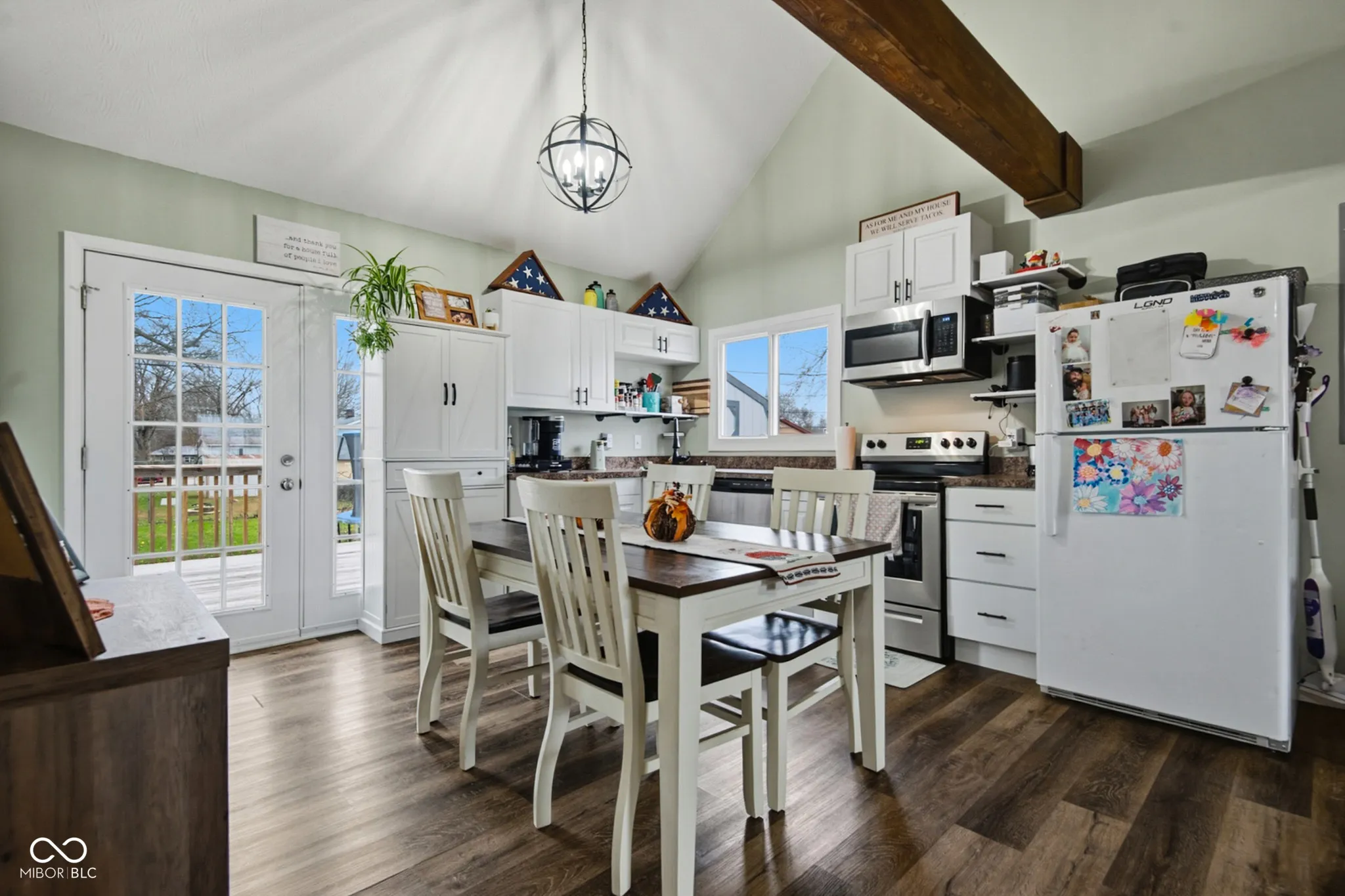 Columbus, Indiana 47201, United States, 3 Bedrooms Bedrooms, ,1 BathroomBathrooms,Residential,Active,249826