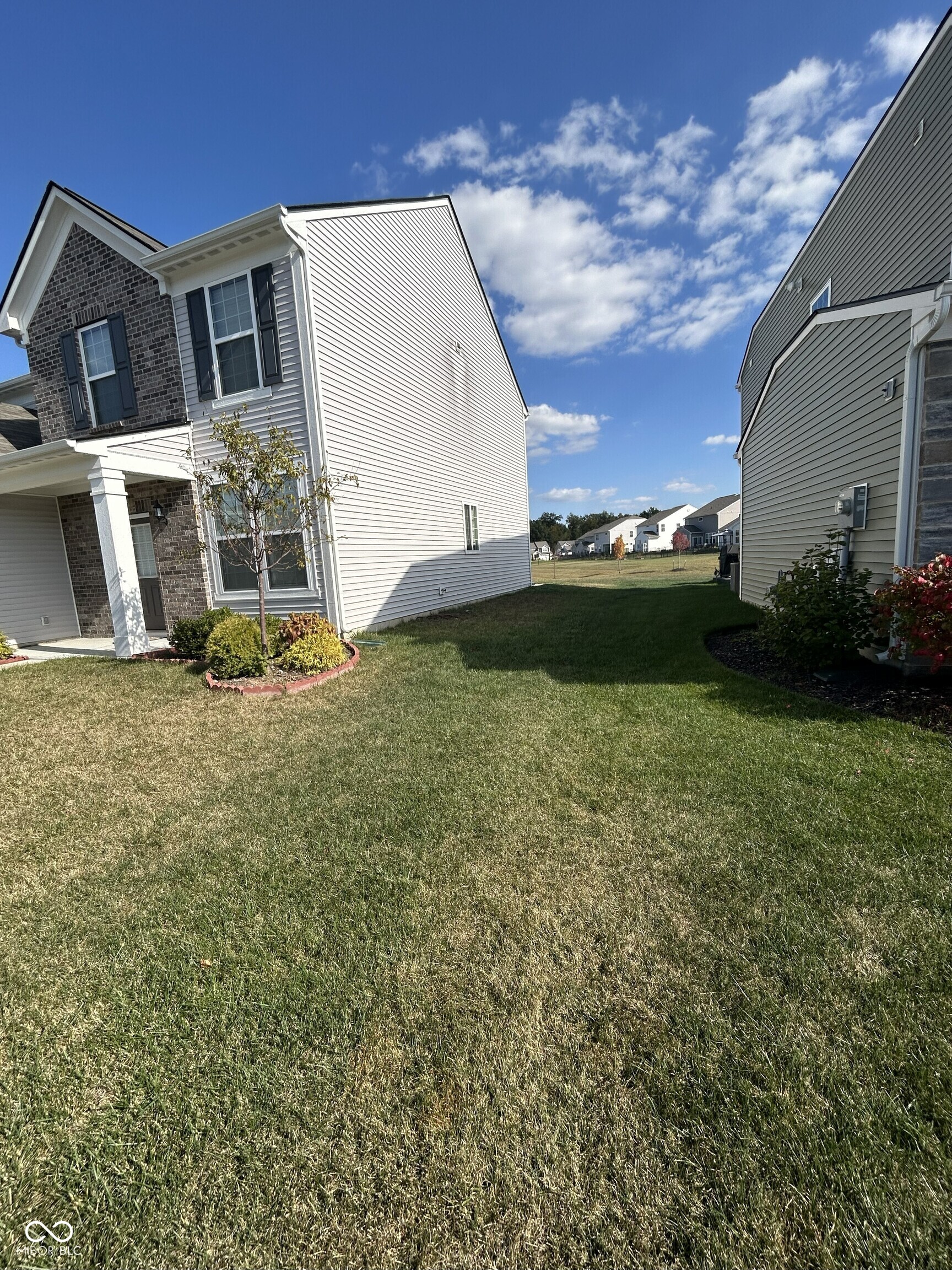 4557 Timberline Trail