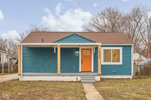 Photo of 1922 N Bancroft Street, Indianapolis, IN 46218 (MLS # 22080434)