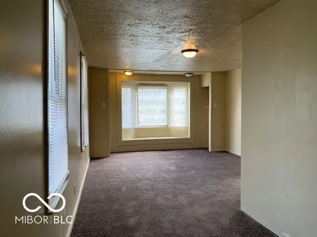 Indianapolis, Indiana 46201, United States, 4 Bedrooms Bedrooms, ,2 BathroomsBathrooms,Residential,Active,184957